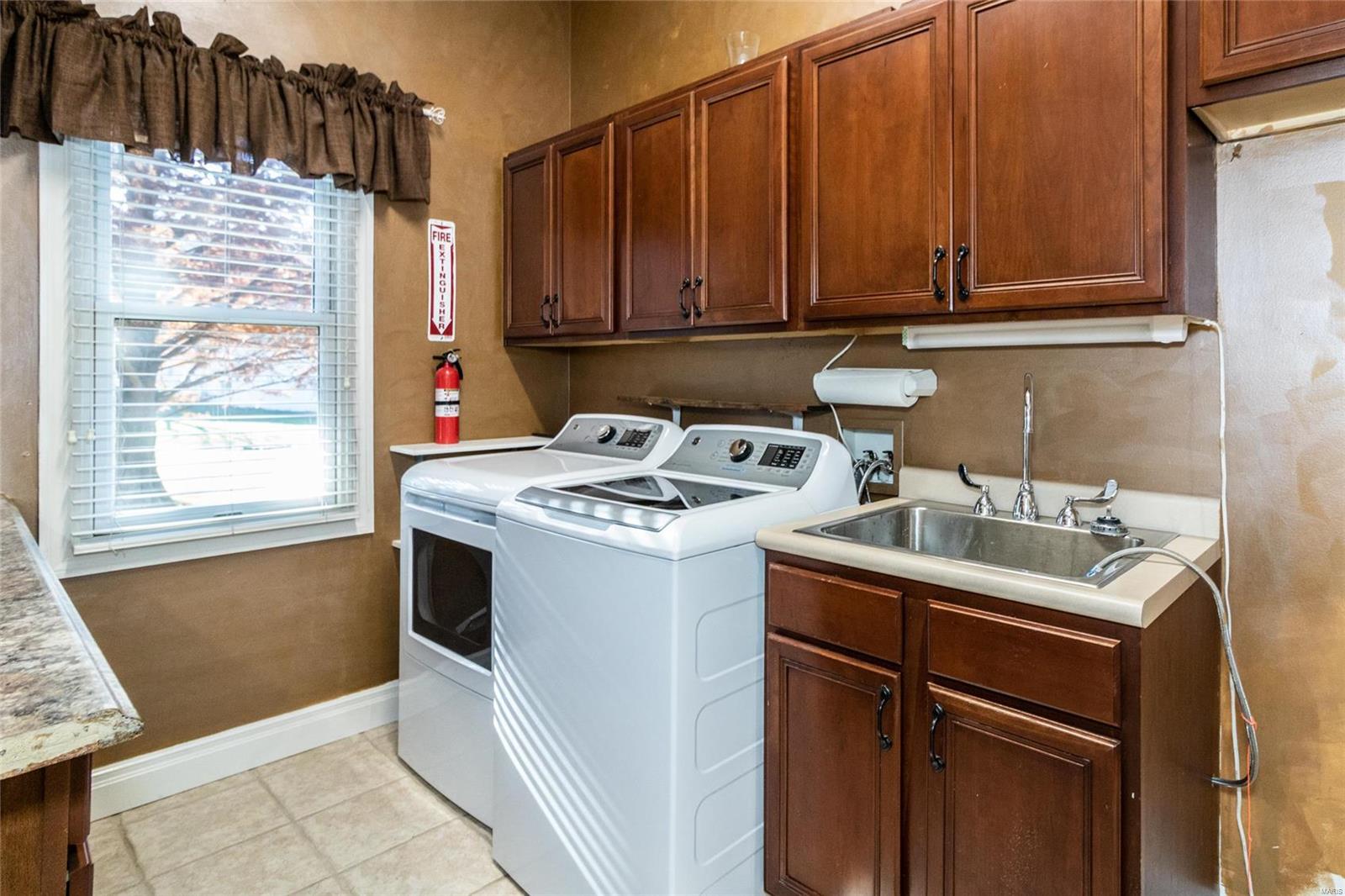 Keller Manor - Residential