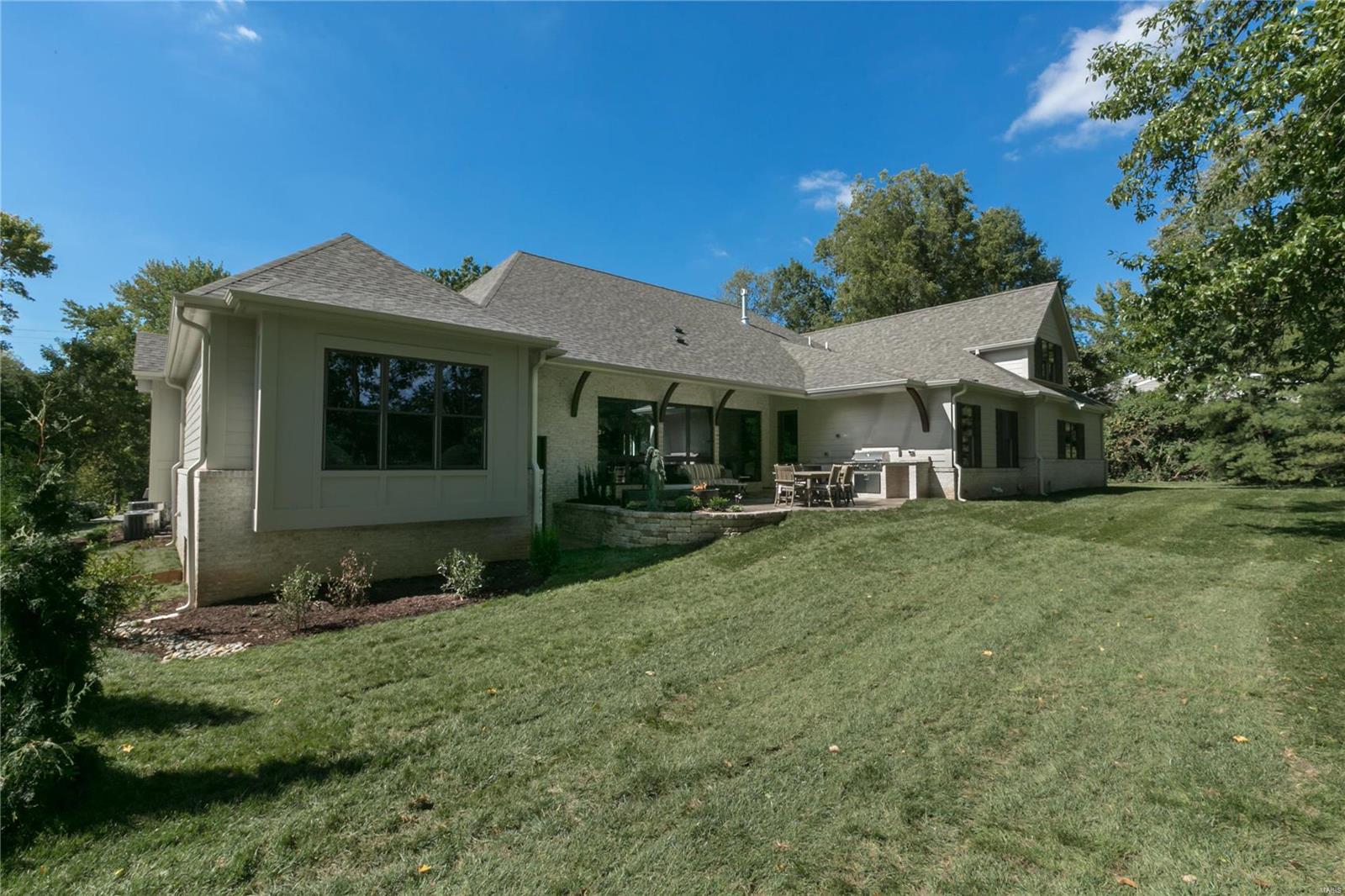 Conway Manor Two - Residential