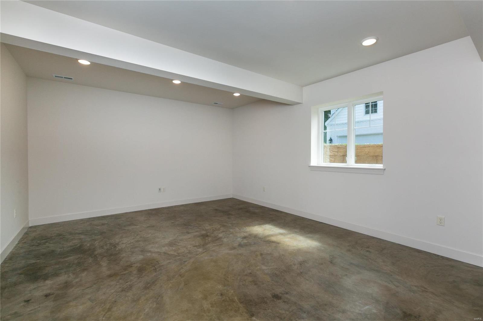 Conway Manor Two - Residential