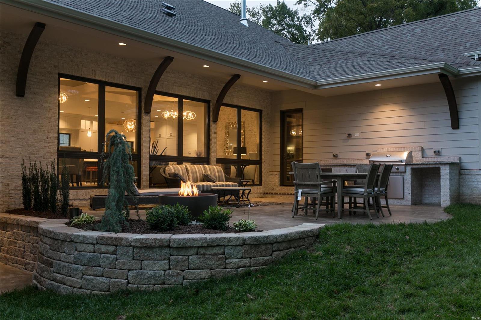 Conway Manor Two - Residential