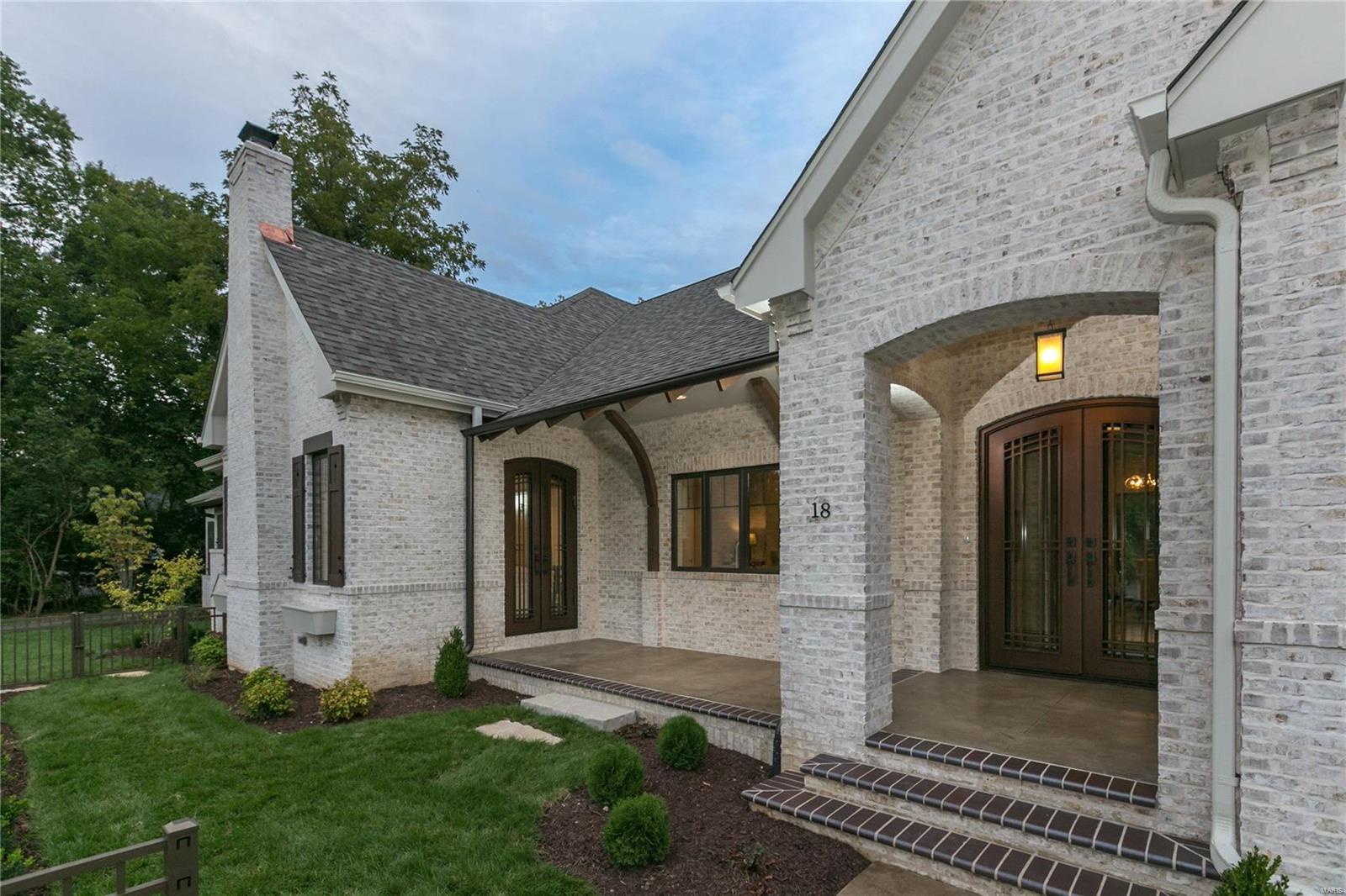 Conway Manor Two - Residential