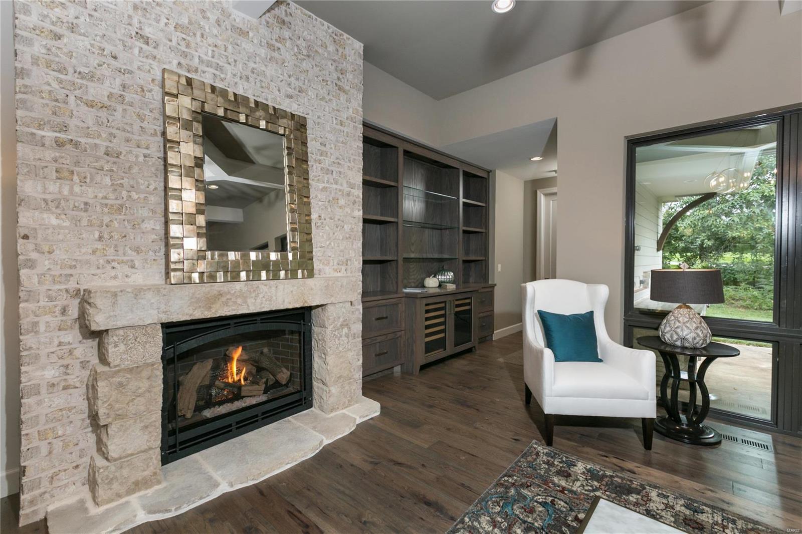 Conway Manor Two - Residential