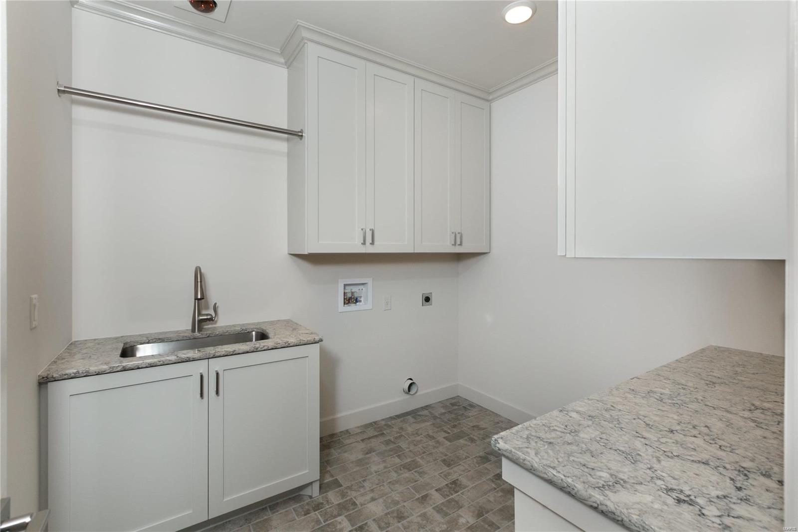 Conway Manor Two - Residential