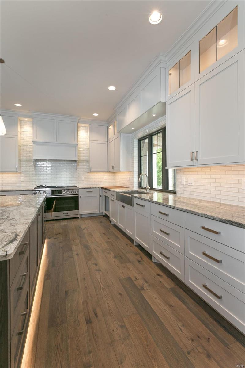 Conway Manor Two - Residential