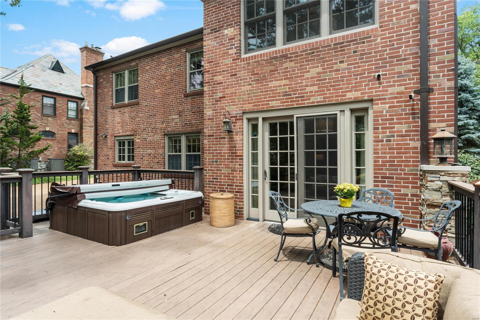 Lake Forest - Residential