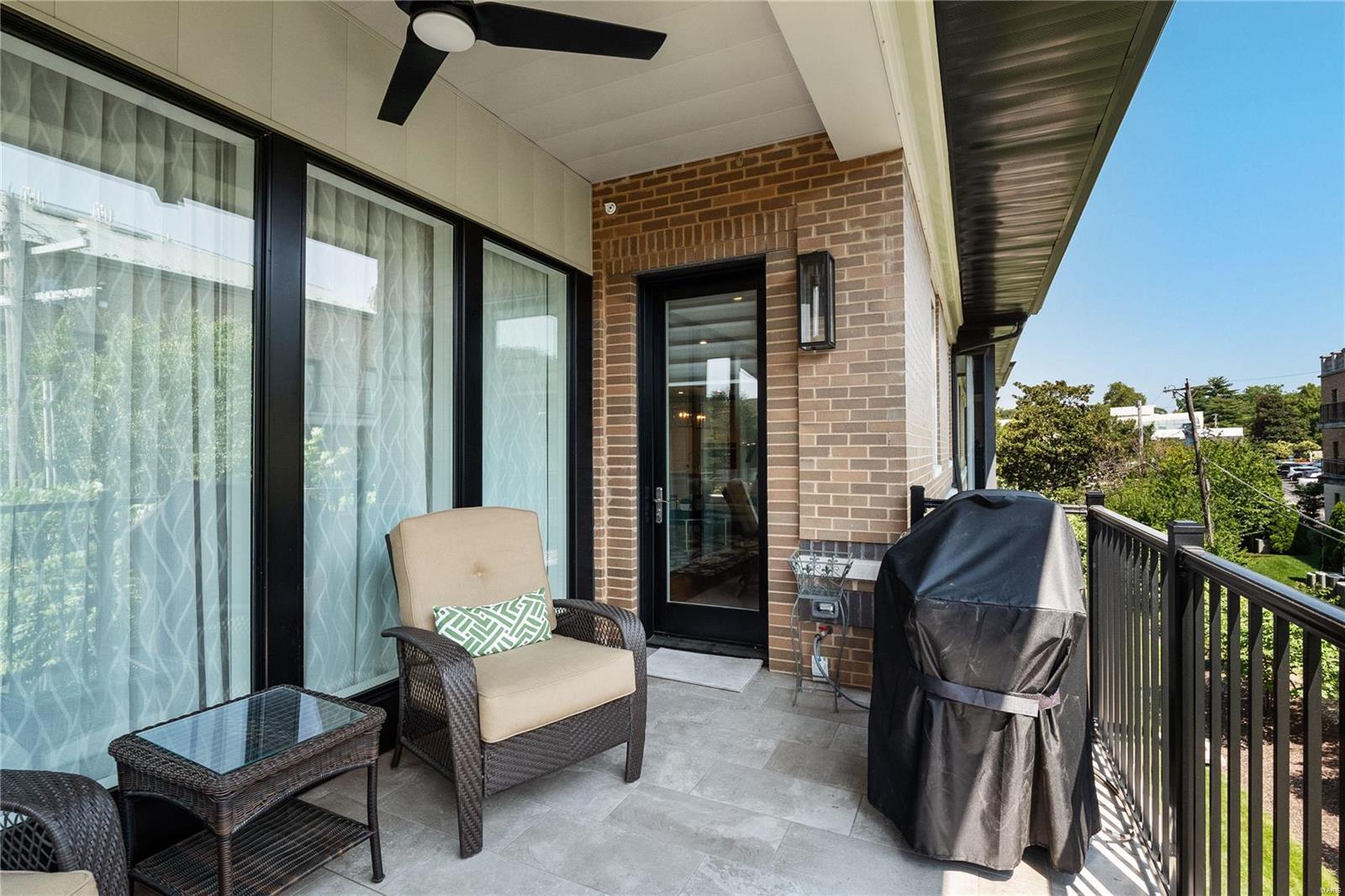 Pearl Condo The - Residential