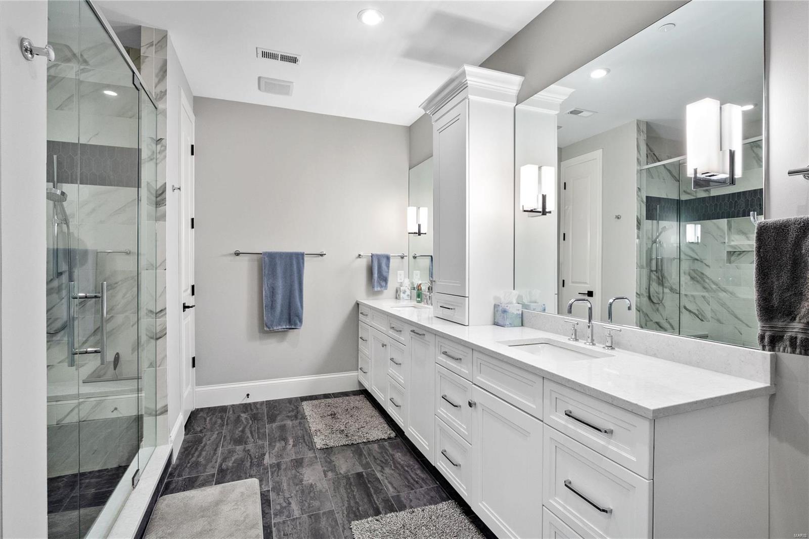 Pearl Condo The - Residential