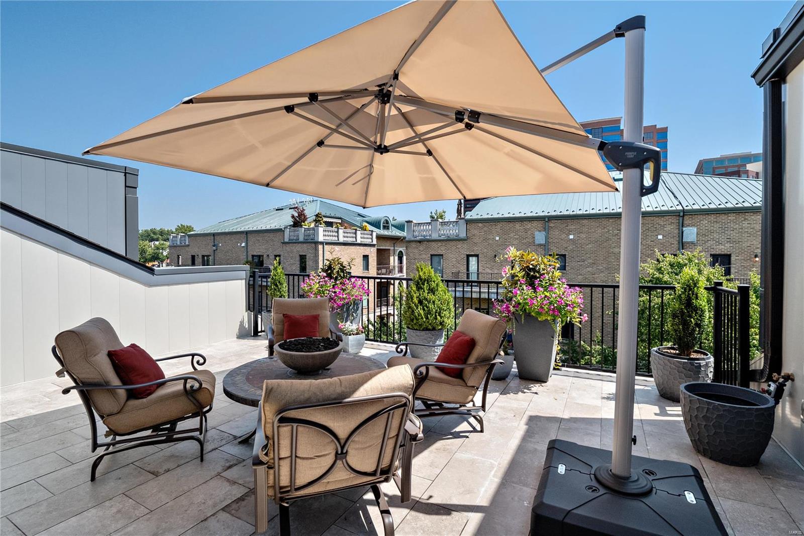 Pearl Condo The - Residential