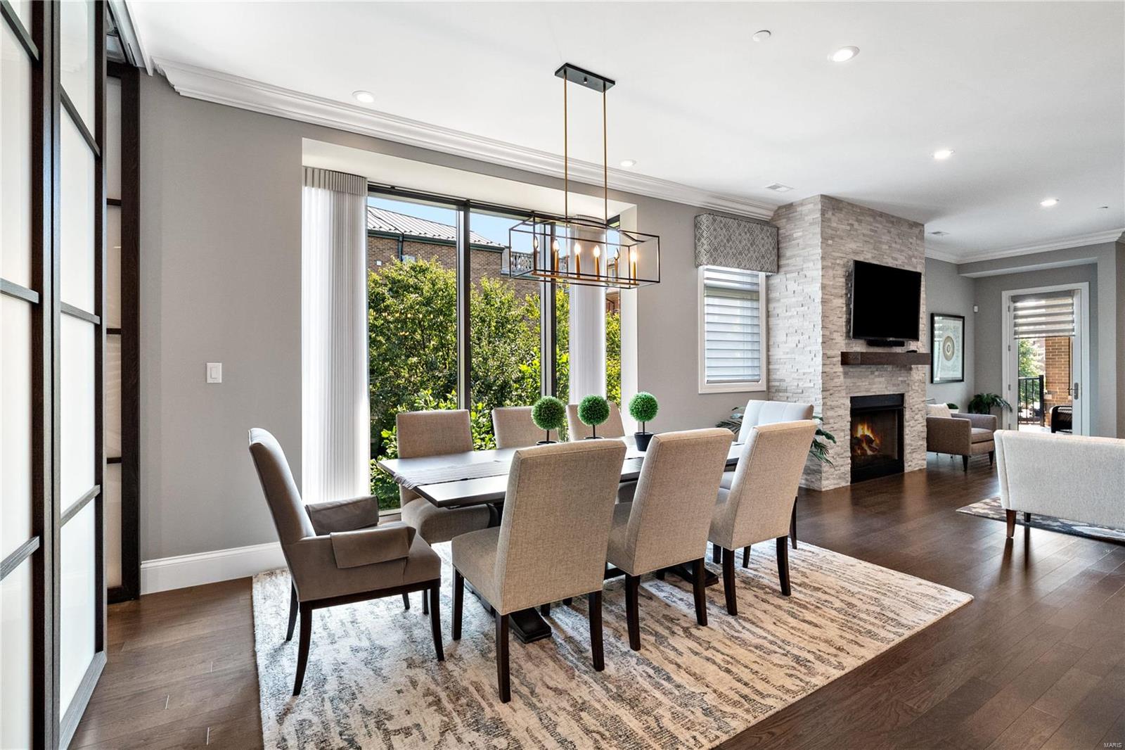 Pearl Condo The - Residential