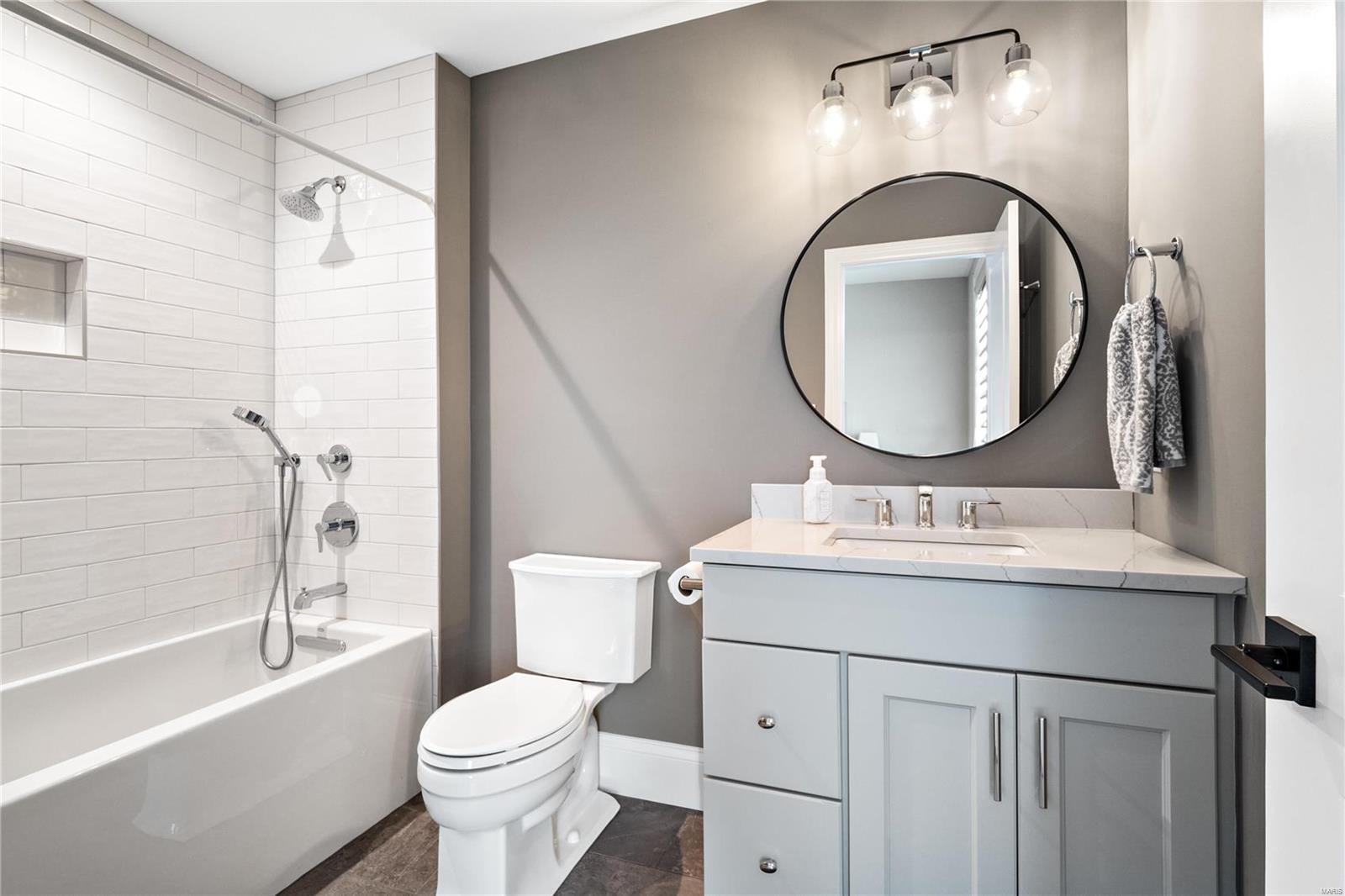 Pearl Condo The - Residential