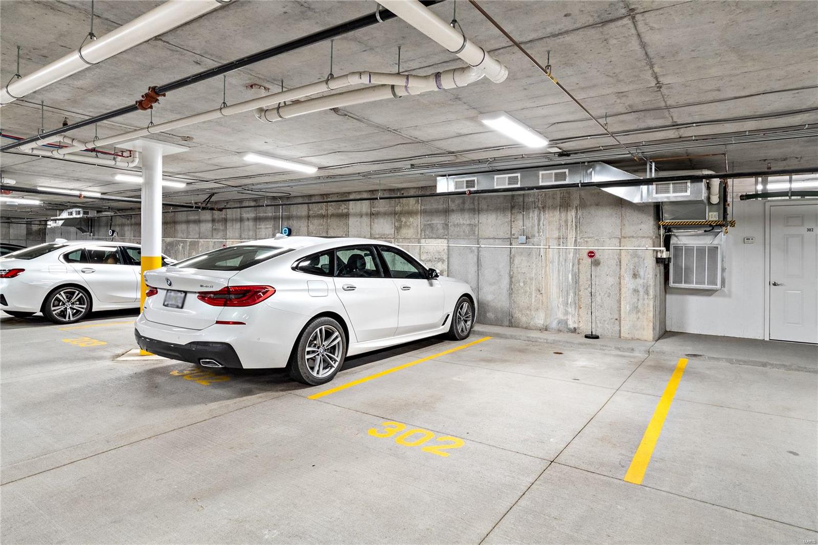 Pearl Condo The - Residential