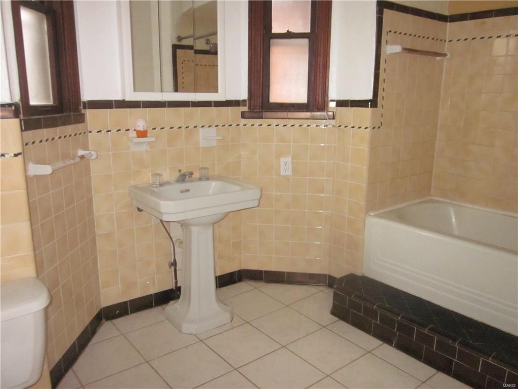 Country Club Add 2 Of Normandy - Residential