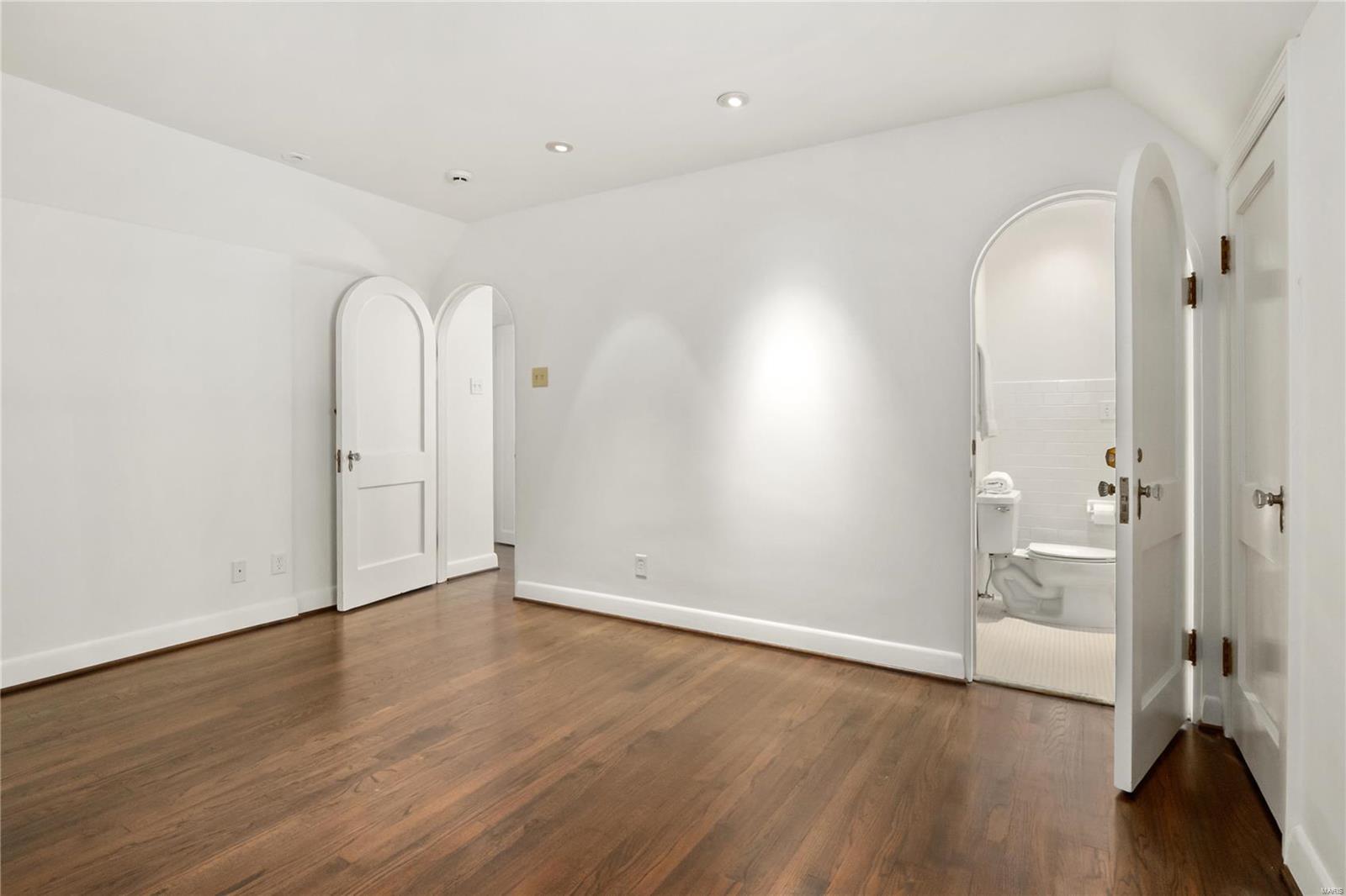 Wydown Forest - Residential