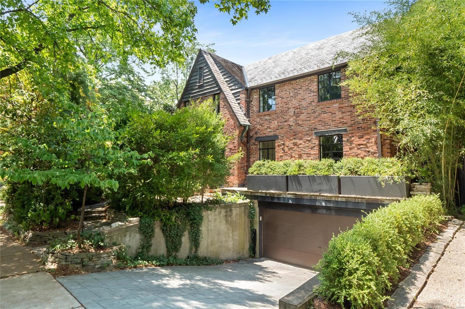 Wydown Forest - Residential