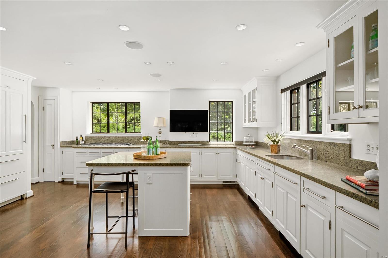 Wydown Forest - Residential