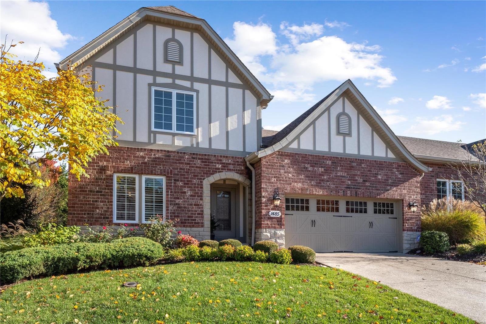 Villas At Westmeade Amd The - Residential