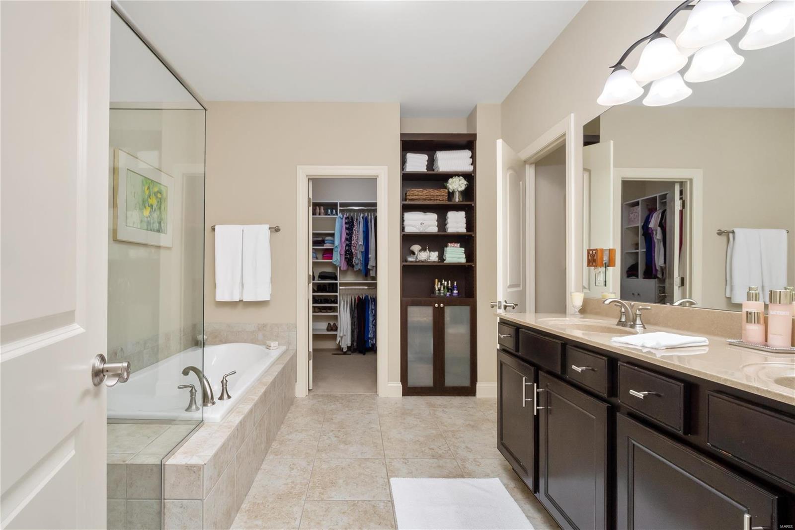 Villas At Westmeade Amd The - Residential