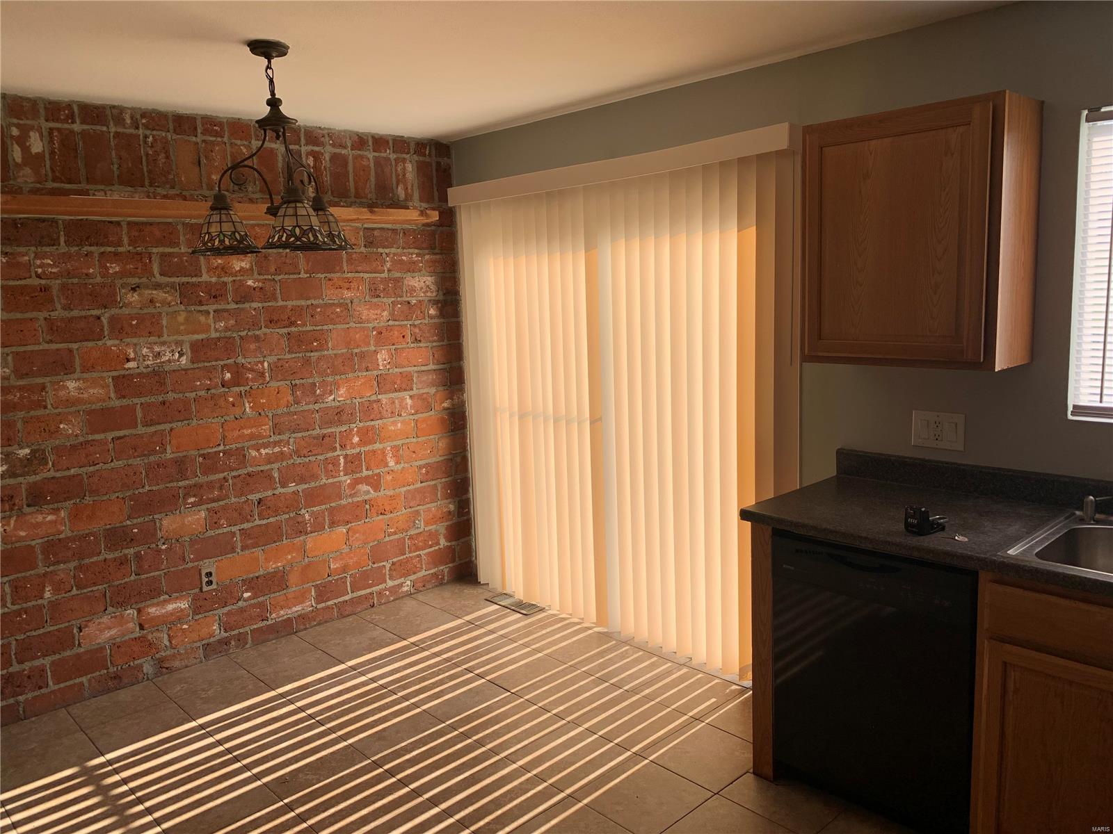 Queens 4 - Residential Lease