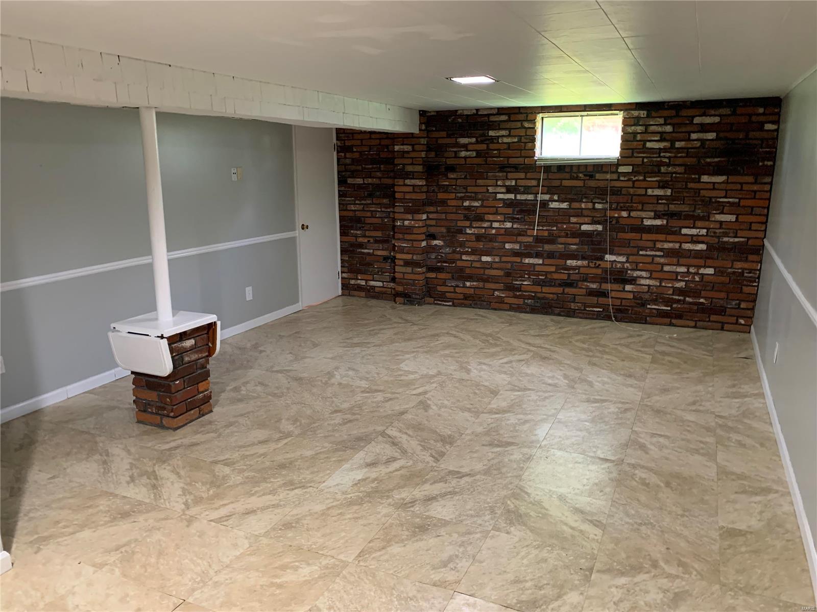 Queens 4 - Residential Lease