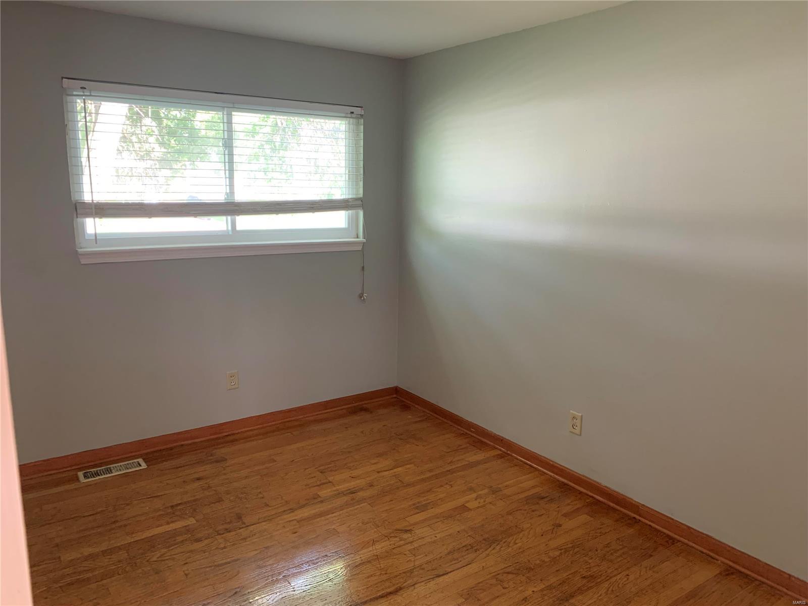 Queens 4 - Residential Lease