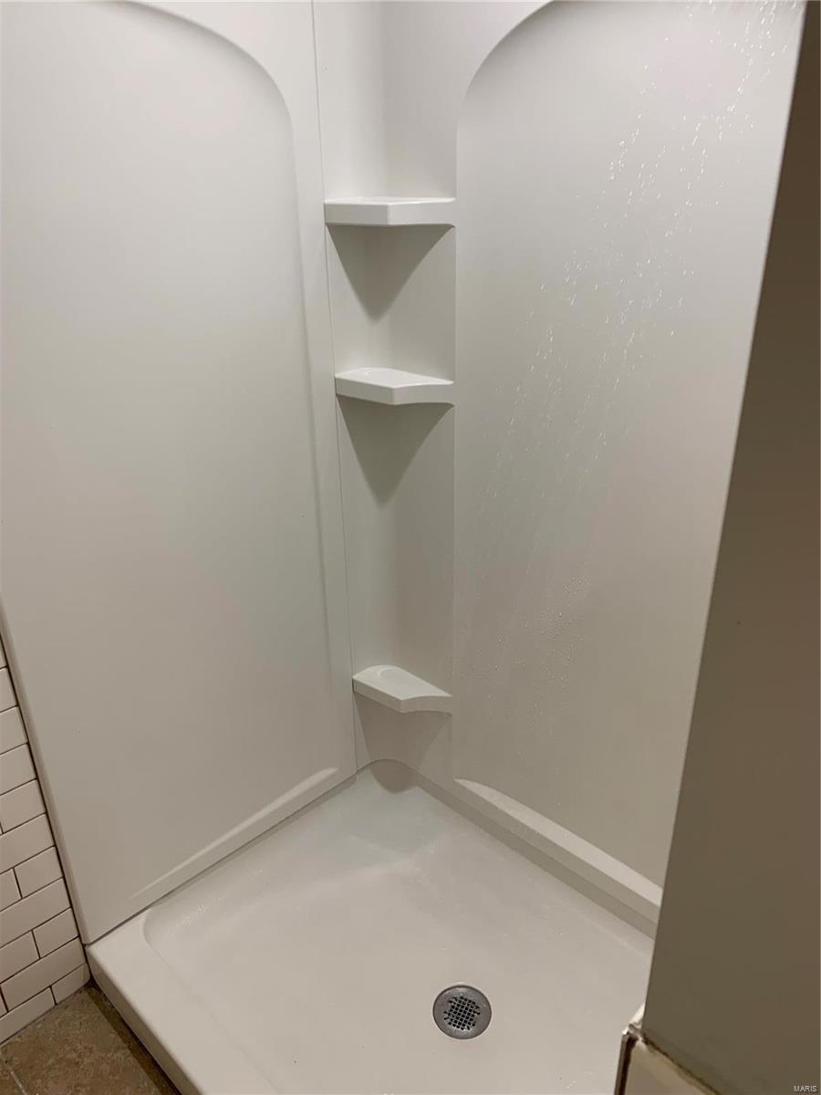 Queens 4 - Residential Lease