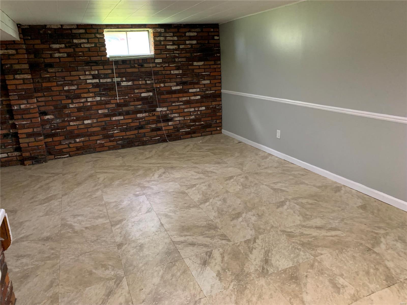 Queens 4 - Residential Lease