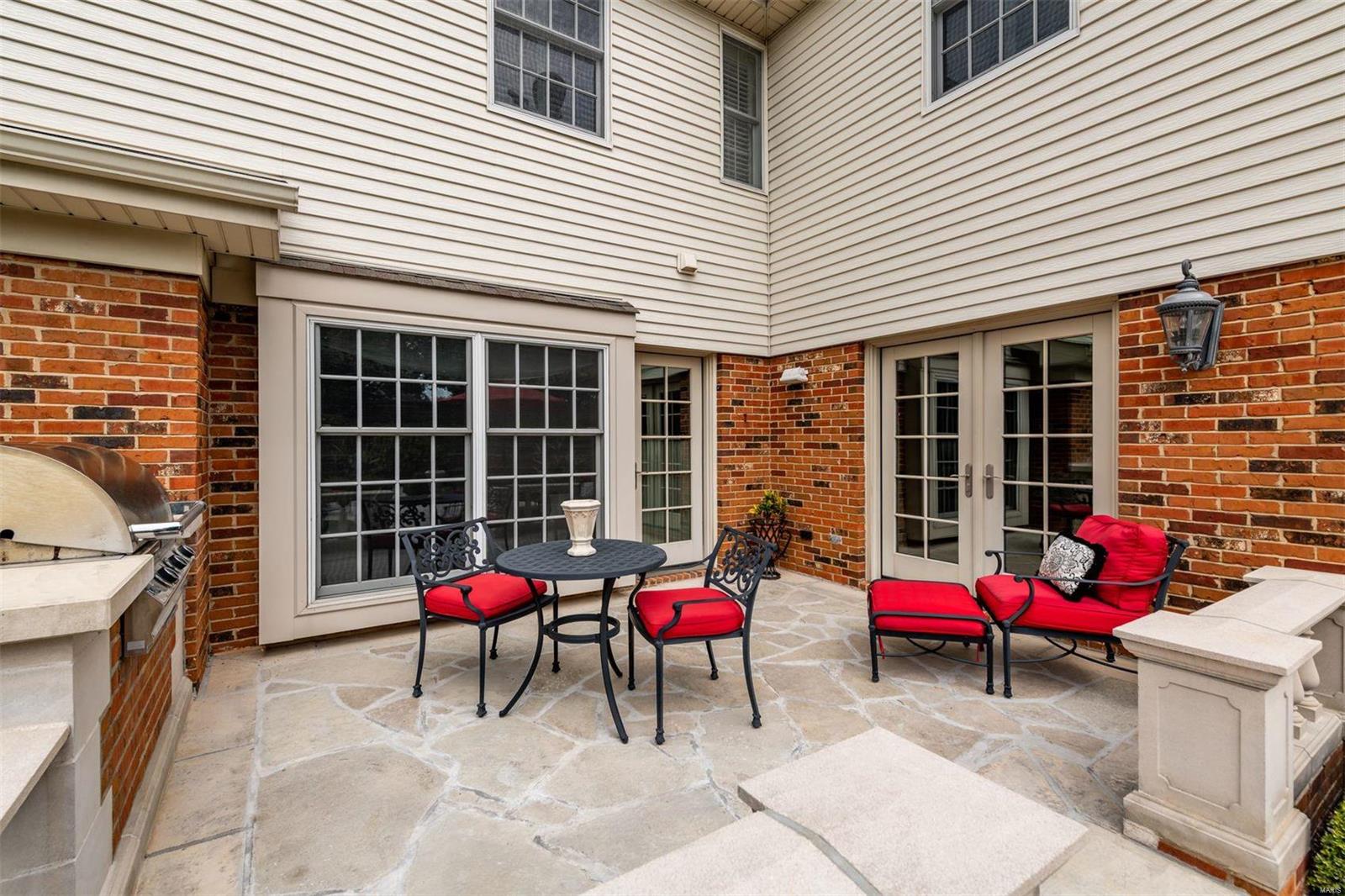 Strathmore 1 - Residential