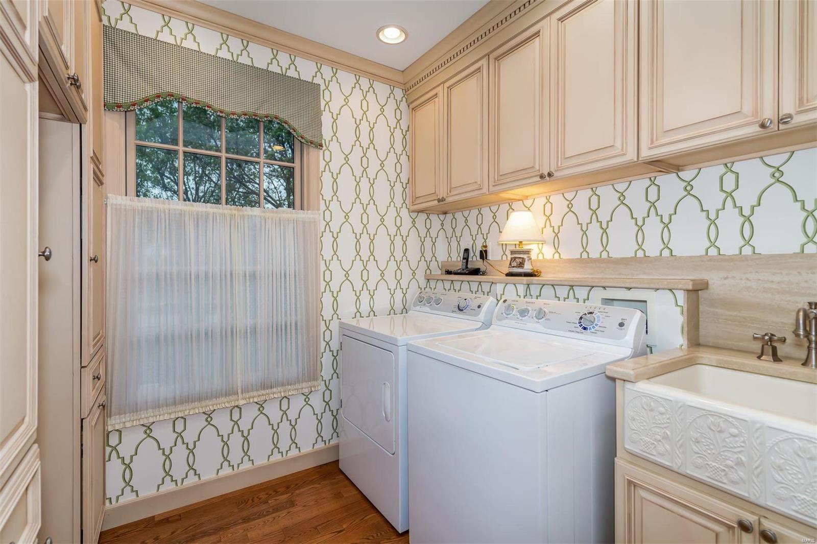 Strathmore 1 - Residential