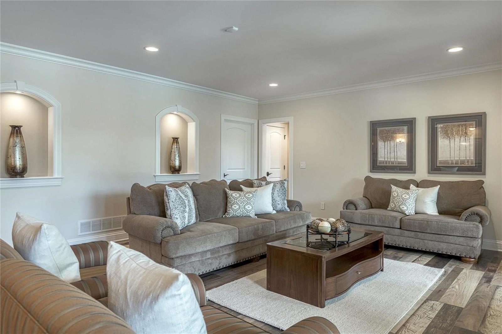 Vandiver Place - Residential