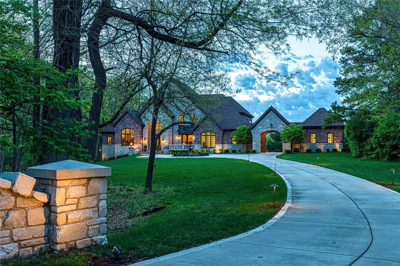 Vandiver Place - Residential