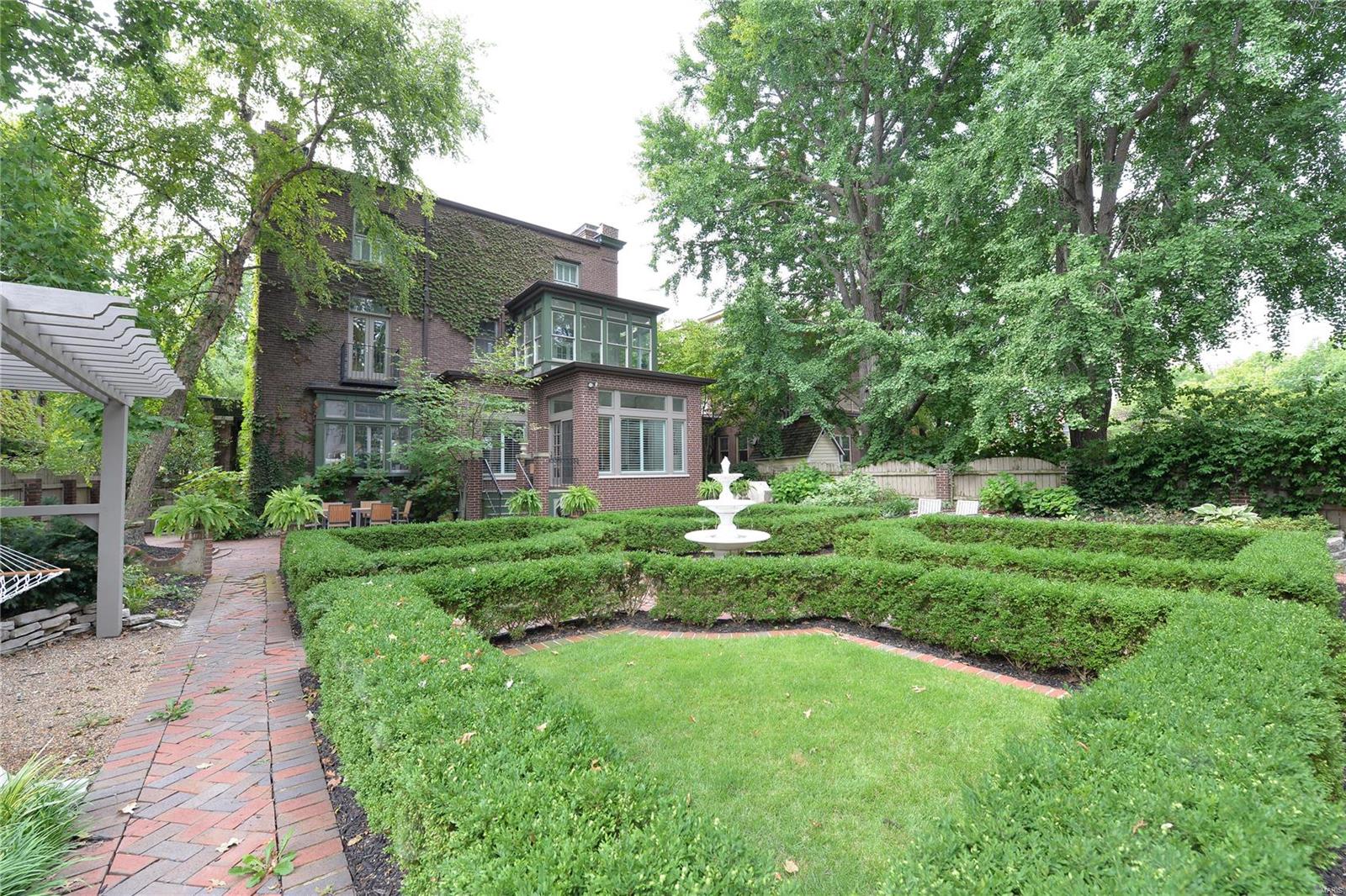 Kingsbury Terrace - Residential