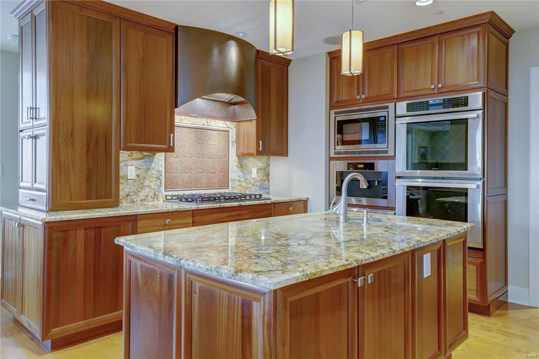 Private Residences at The Chase Park Plz - Residential