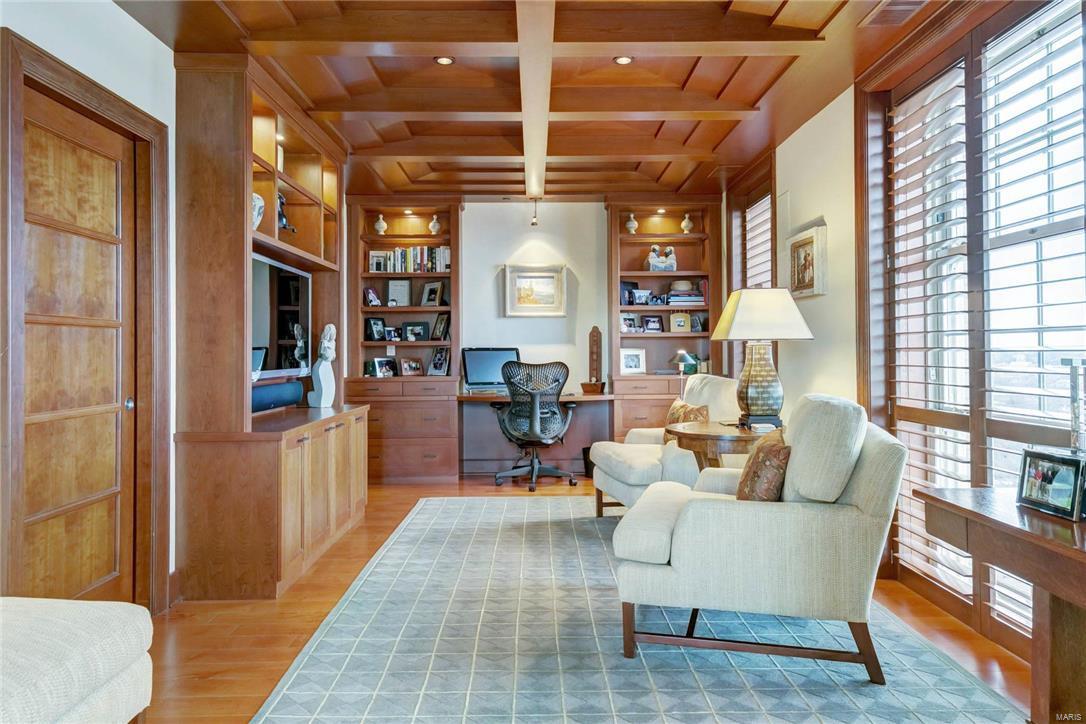 Private Residences at The Chase Park Plz - Residential