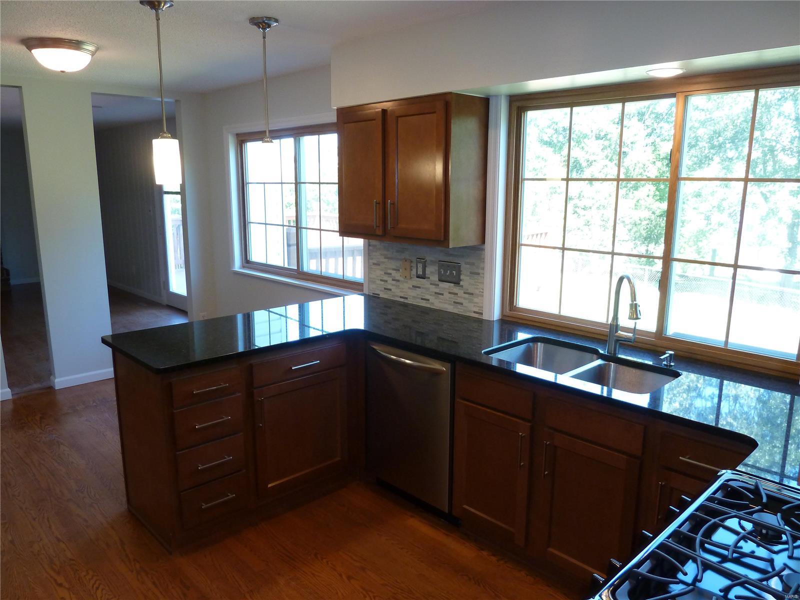 Oak Run Formerly Mayer Manor 2 - Residential Lease