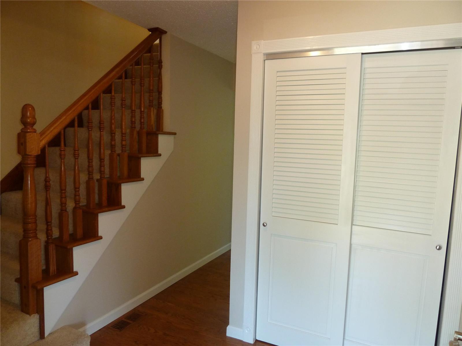 Oak Run Formerly Mayer Manor 2 - Residential Lease