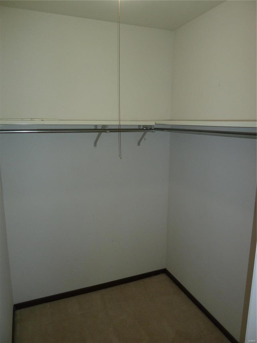 Oak Run Formerly Mayer Manor 2 - Residential Lease