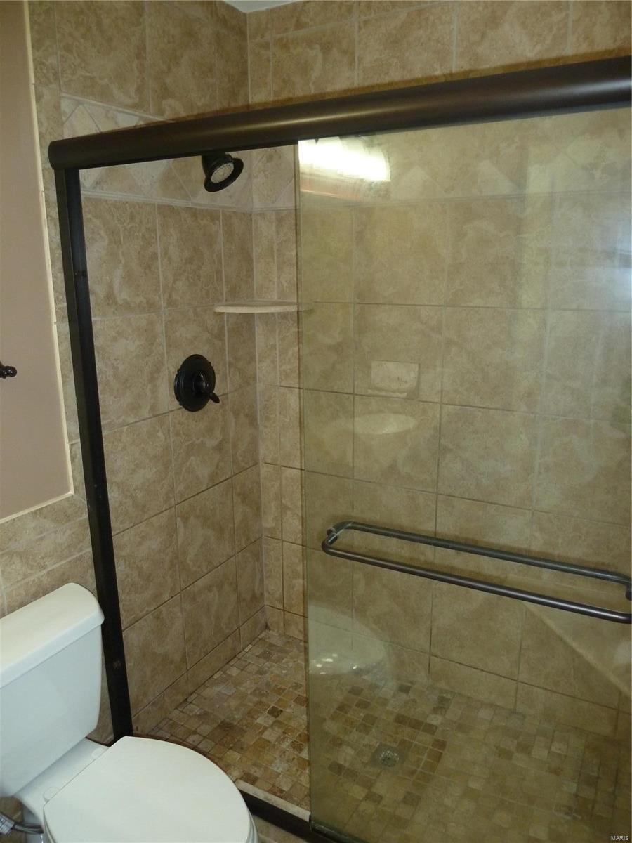 Oak Run Formerly Mayer Manor 2 - Residential Lease