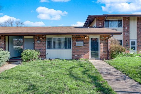 7410 Hazelcrest Drive D Hazelwood MO 63042