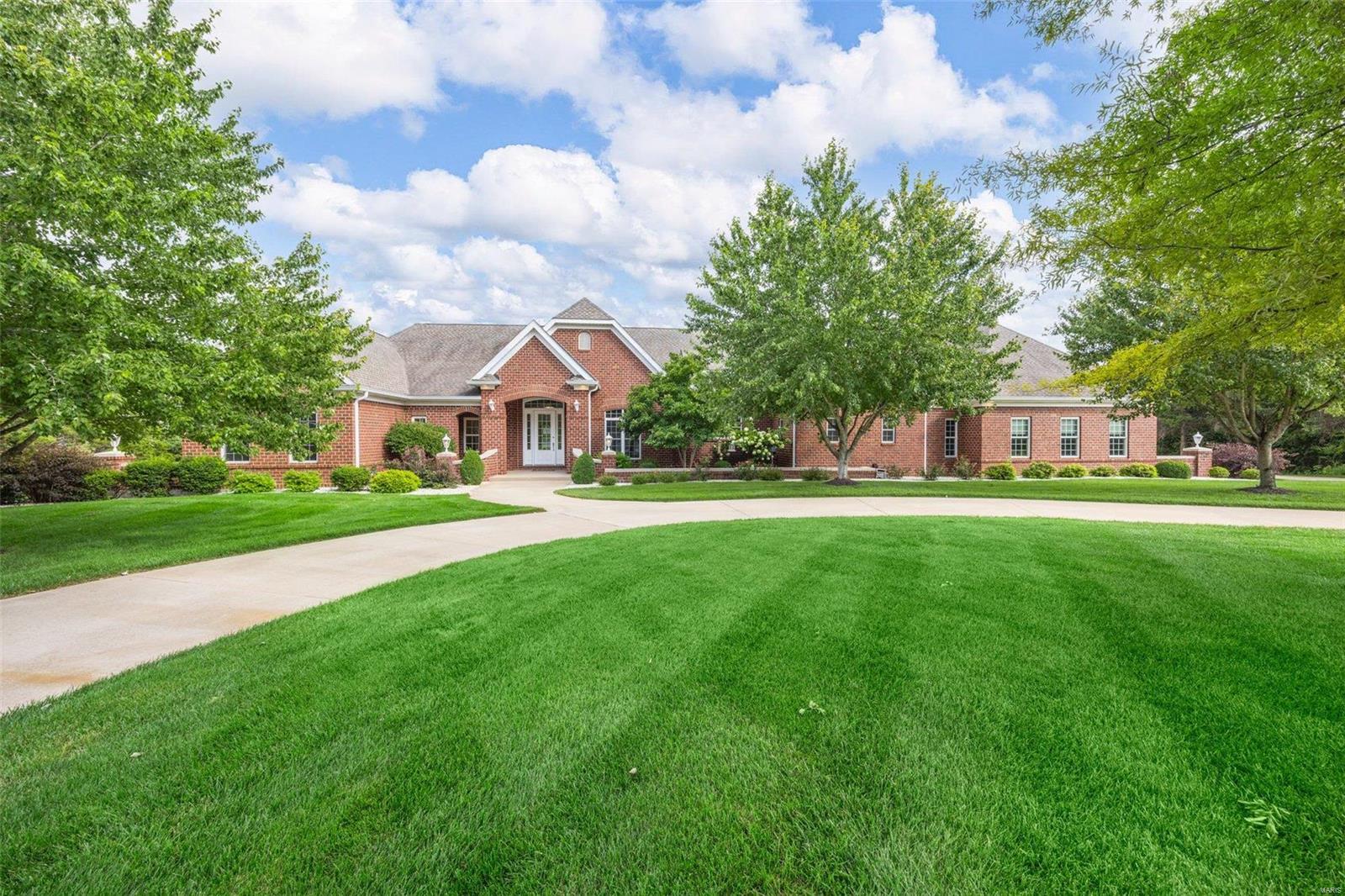 Cedar Pointe - Residential