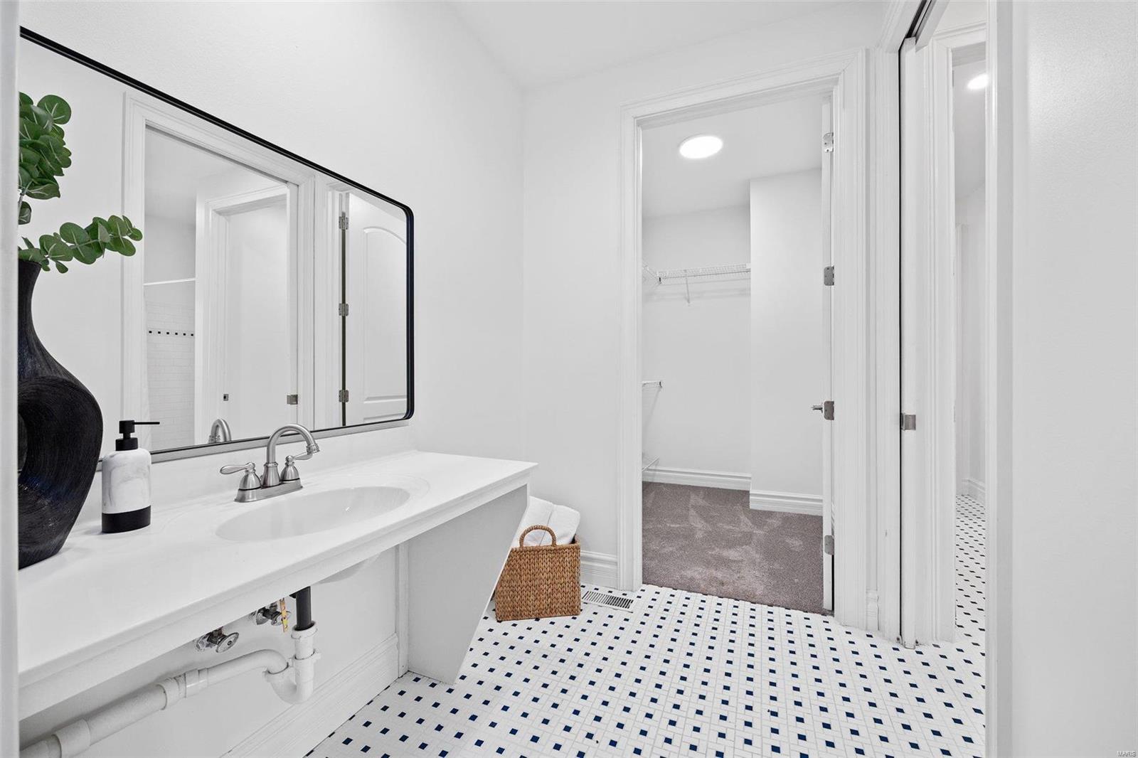 Cedar Pointe - Residential