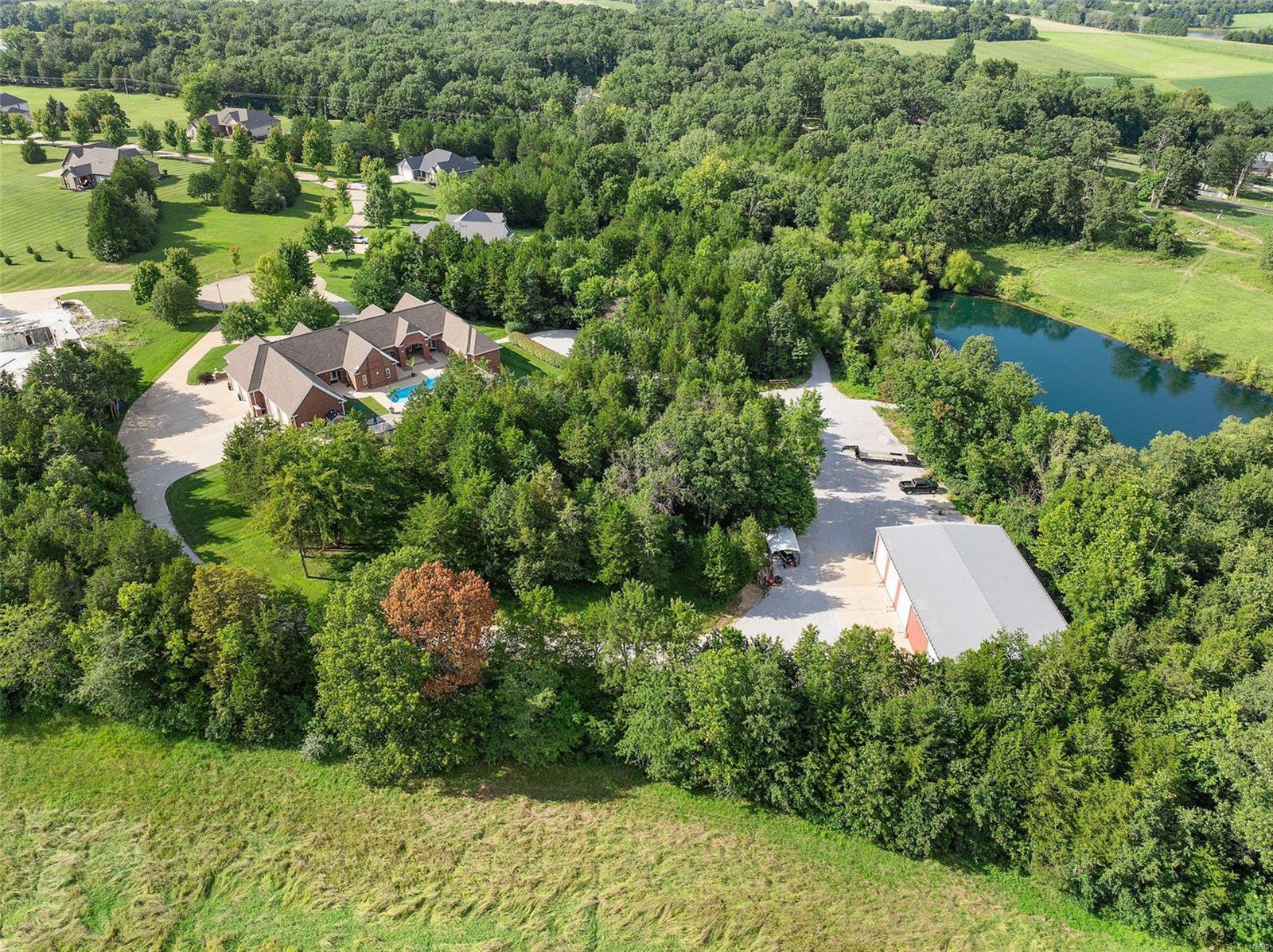 Cedar Pointe - Residential