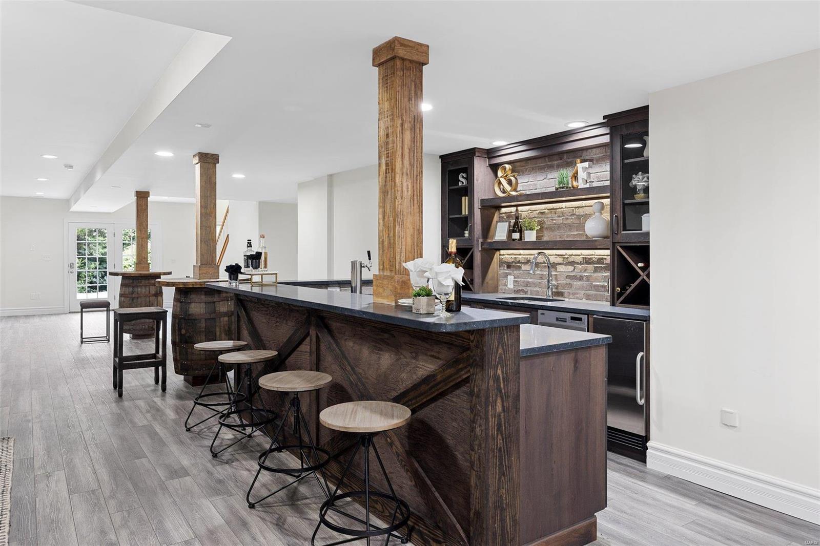 Cedar Pointe - Residential