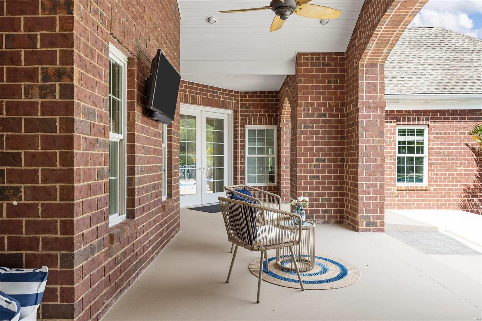 Cedar Pointe - Residential