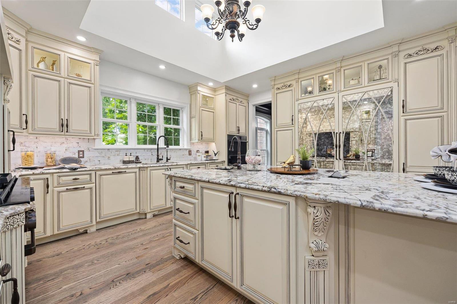 Cedar Pointe - Residential