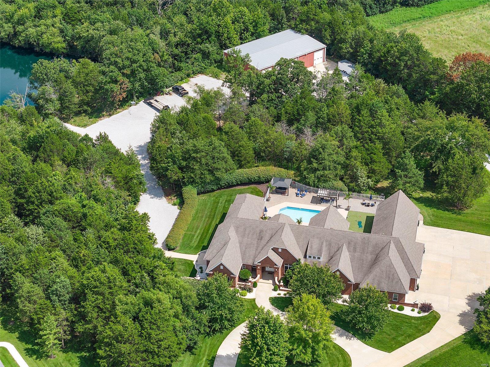 Cedar Pointe - Residential