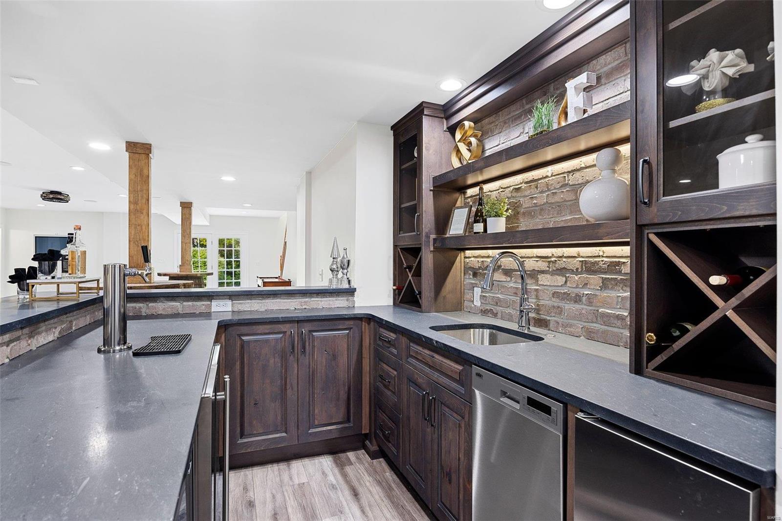 Cedar Pointe - Residential