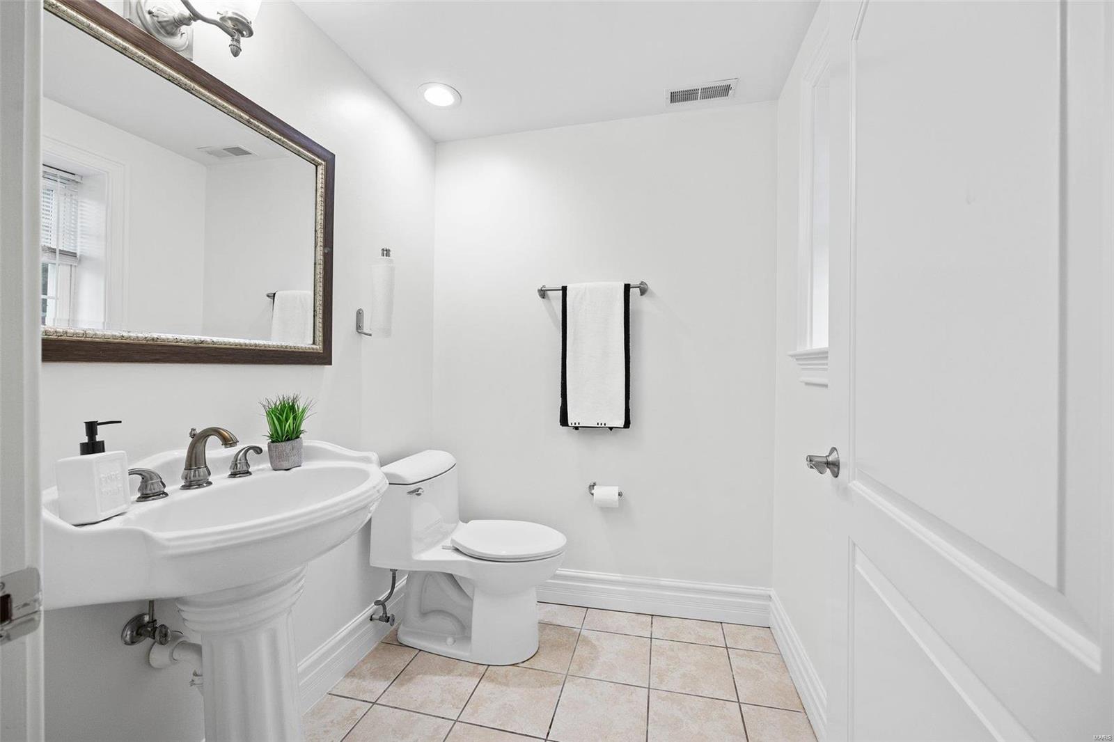 Cedar Pointe - Residential