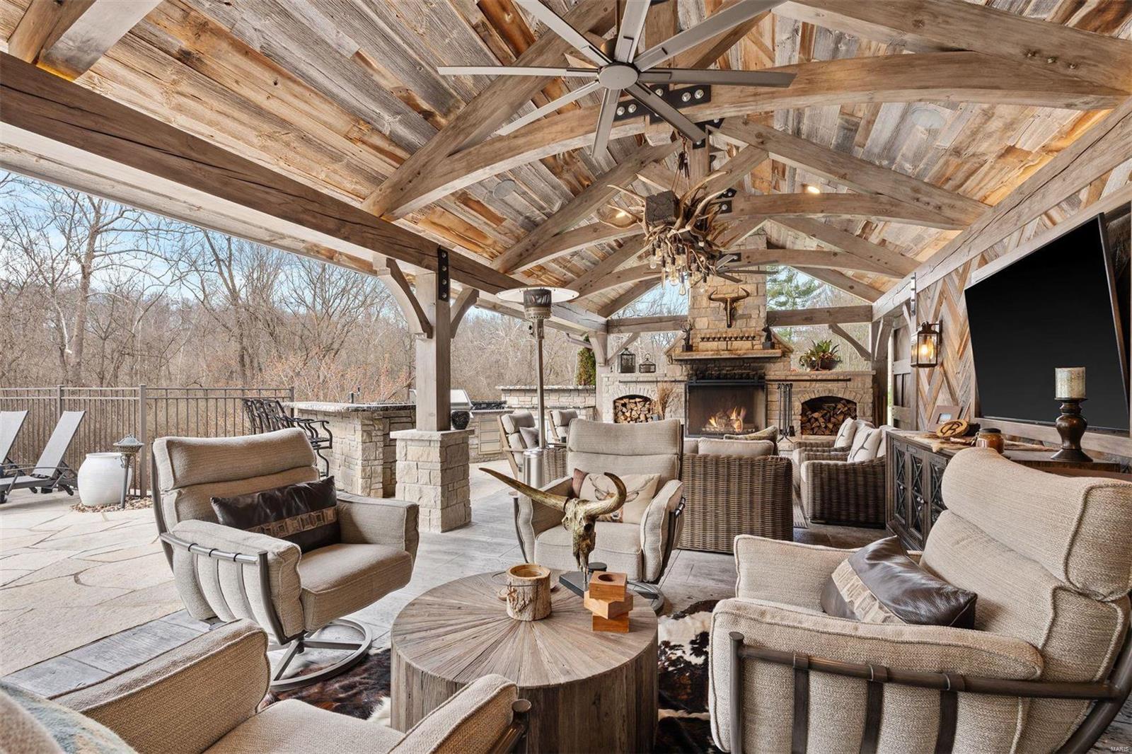 Laurel Lake Estates - Residential