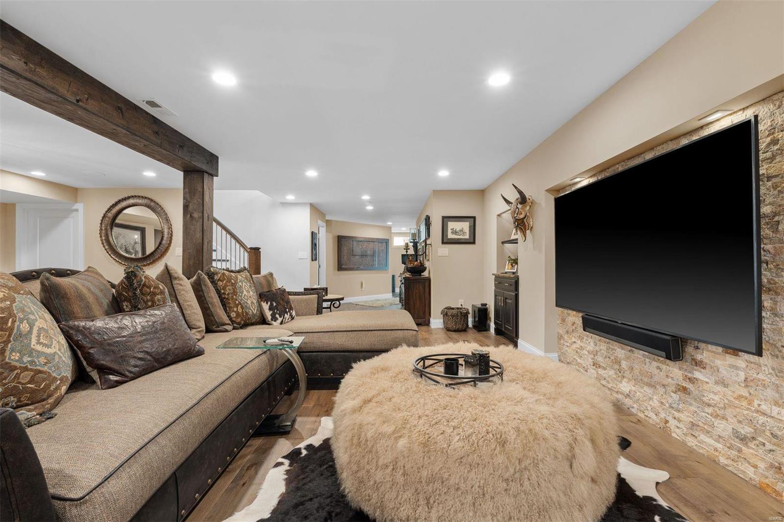 Laurel Lake Estates - Residential