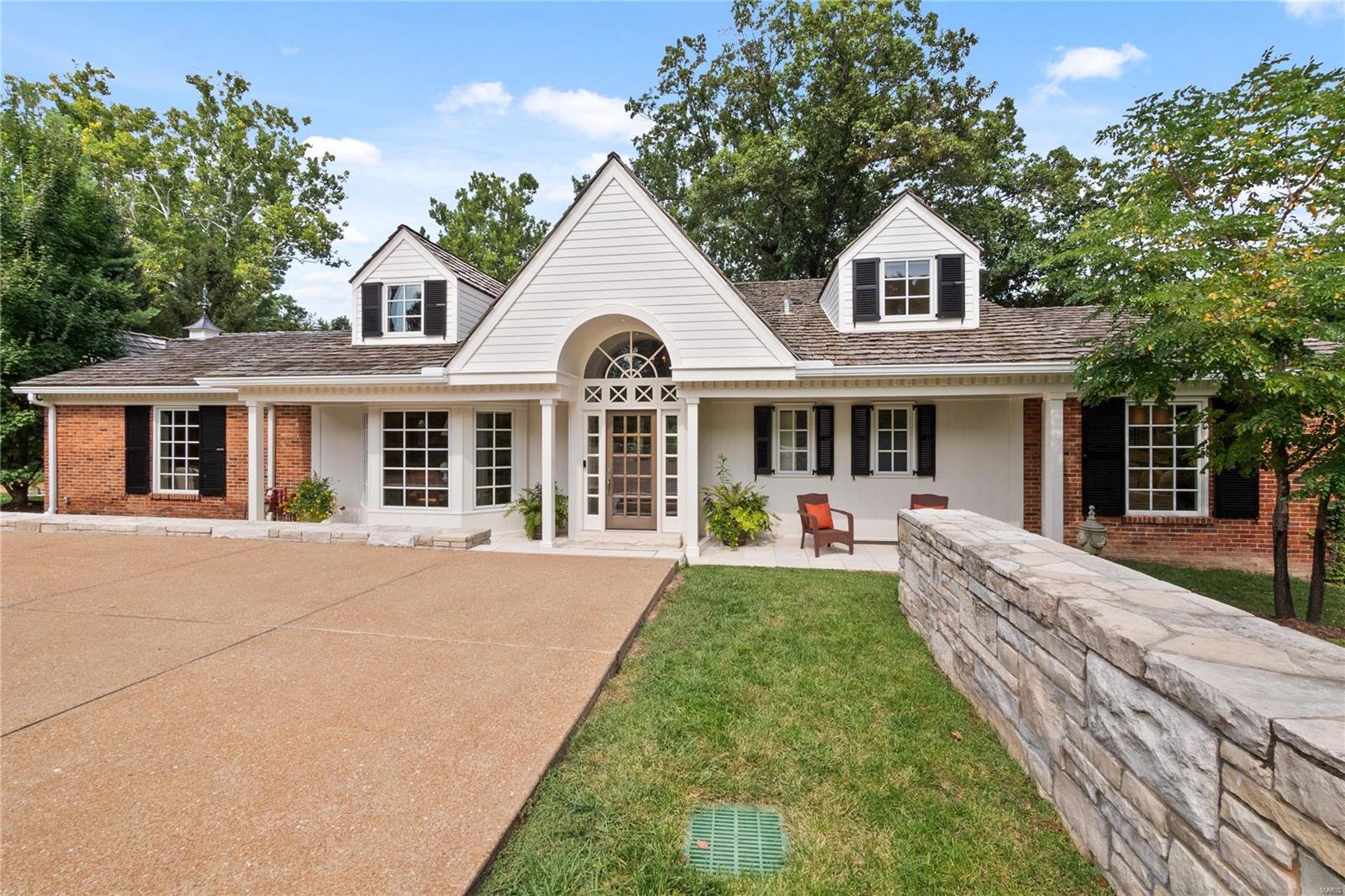 Von Schrader Estate - Residential